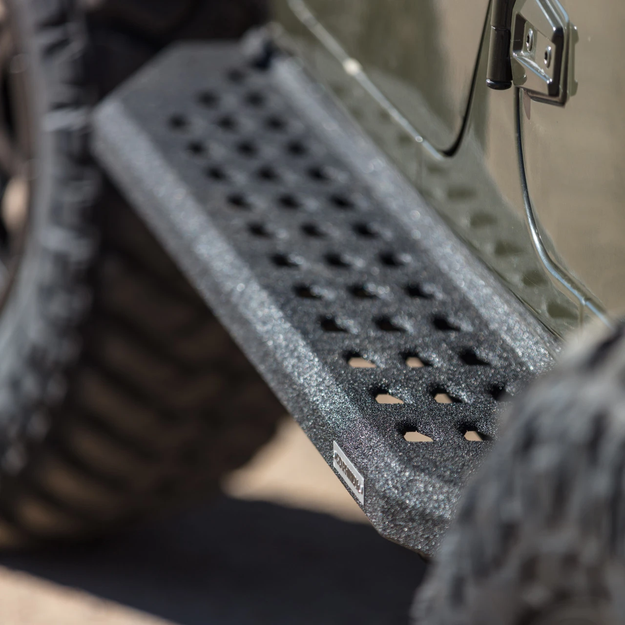 Go Rhino - RB20 Running Boards W/Mounts - Bedliner Coating - 69450673T 4 Go Rhino - RB20 Running Boards W/Mounts - Bedliner Coating - 69450673T - Image 2