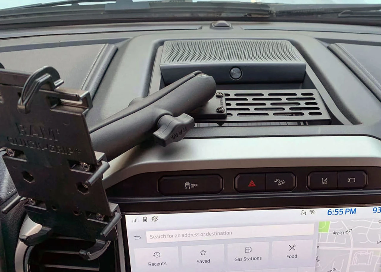 BuiltRight Dash Mount Kit: 2022 Super Duty W/ Sync 4 (12 In. Screen) 3 BuiltRight Dash Mount Kit: 2022 Super Duty W/ Sync 4 (12 In. Screen)