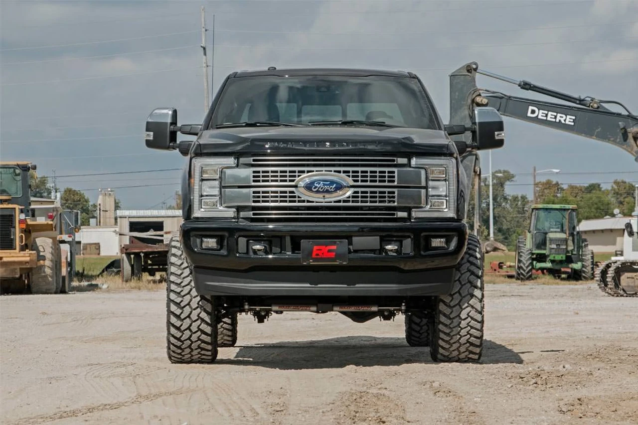 Rough Country 6 In. Lift Kit, OVLDS, M1 For Ford Super Duty 4WD 17-22 - 51740 4 Rough Country 6 In. Lift Kit, OVLDS, M1 For Ford Super Duty 4WD 17-22 - 51740 - Image 2