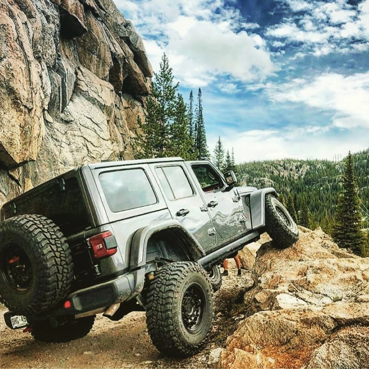 Mickey Thompson Baja Boss M/T - Mud Terrian Tire - LT285/55R20 7 Mickey Thompson Baja Boss M/T - Mud Terrian Tire - LT285/55R20 - Image 5