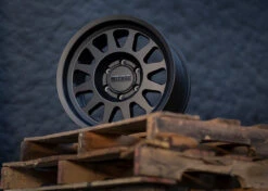 704 | Bead Grip | Titanium 13 704 | Bead Grip | Titanium -Auto Parts Store method 704 titanium lifestyle 0010 68324.1679604418